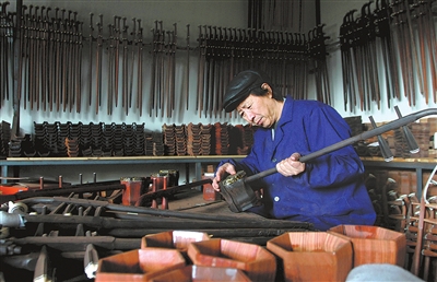 视频制作求一枚师傅 高手请联系 1667170354