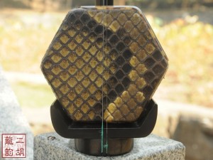 【已售】藏品老红木二胡-镜花水月-3838