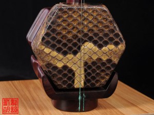 【已售】特价紫檀二胡5304-闲居吟