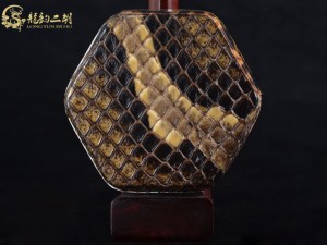 【已售】龙韵高级紫檀二胡7392 喜送公粮