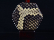 【已售】龙韵异型底托紫檀二胡9465 天山风情