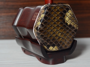 【已售】龙韵高级紫檀二胡9829 葡萄熟了