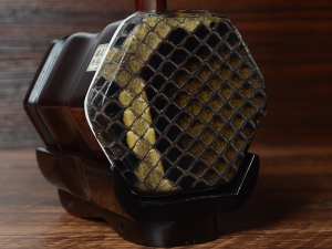 【已售】龙韵珍品老红木二胡11222 喜送公粮