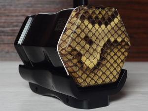 【已售】龙韵入门黑檀二胡 编号 11618 江南春色